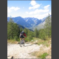 Descente dans le vallon de Sarreto